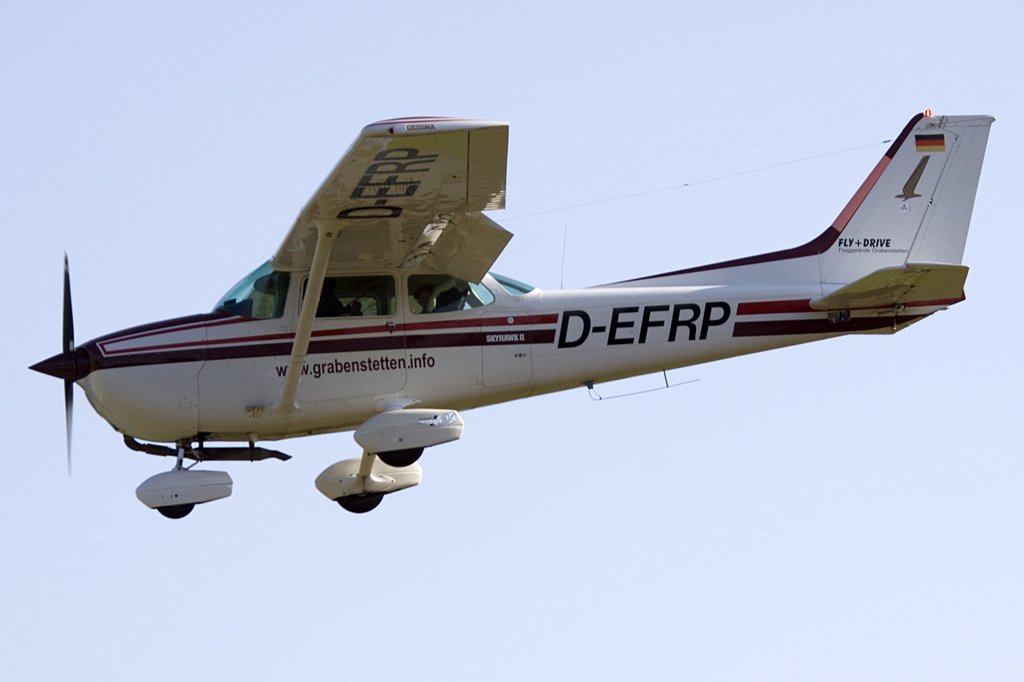 Private, D-EFRP, Cessna, 172P Skyhawk, 06.09.2009, EDST, Hahnweide, Germany 

