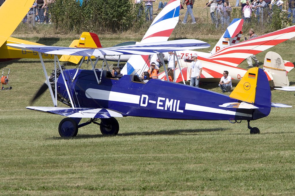 Private, D-EMIL, Focke-Wulf, FW44J Stieglitz, 06.09.2009, EDST, Hahnweide, Germany 

