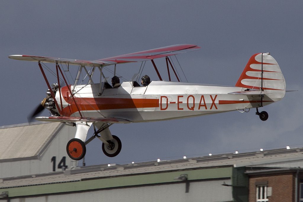 Private, D-EQAX, Focke-Wulf, Fw44J Stieglitz, 05.09.2009, XFW, Finkenwerder, Germany 

