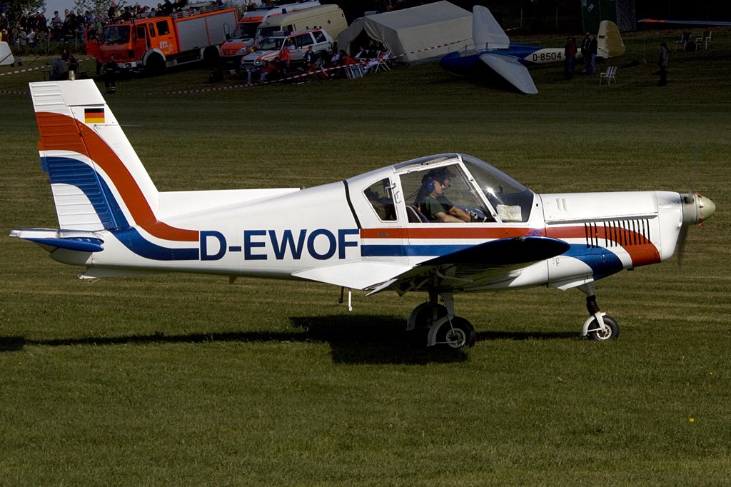 Private, D-EWOF, Zlin, Z42M, 06.09.2009, EDST, Hahnweide, Germany

