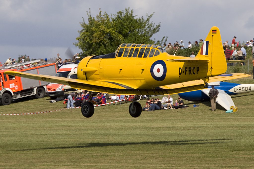 Private, D-FRCP, North American, AT6 Texan, 06.09.2009, EDST, Hahnweide, Germany 

