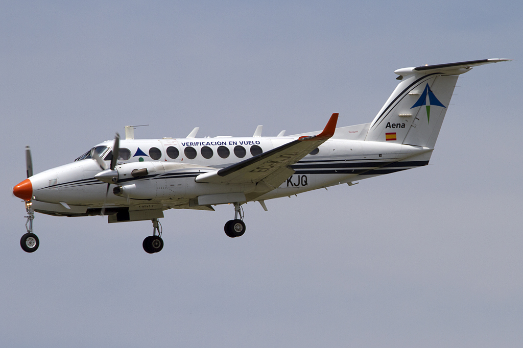Private, EC-KJQ, Beech, B350 Super King Air, 18.06.2011, BCN, Barcelona, Spain 




