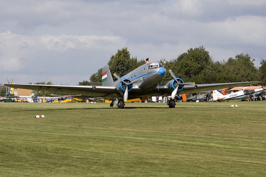 Private, HA-LIX, Lisunov, Li-2, 06.09.2009, EDST, Hahnweide, Germany 

