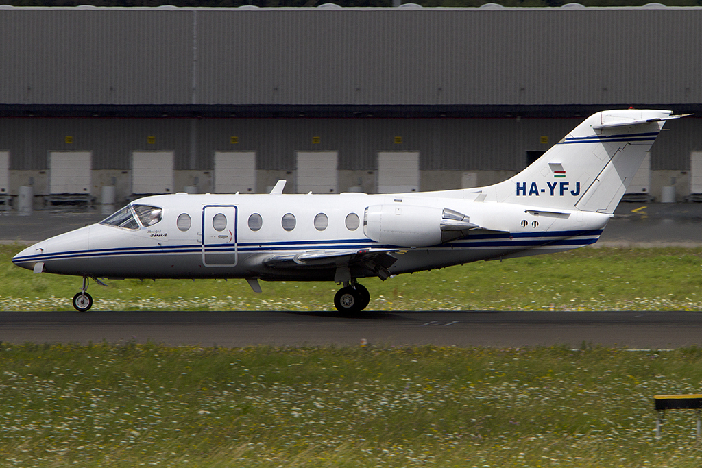 Private, HA-YFJ, Beech, 400A Bechjet, 29.07.2012, LUX, Luxemburg, Luxemburg 





