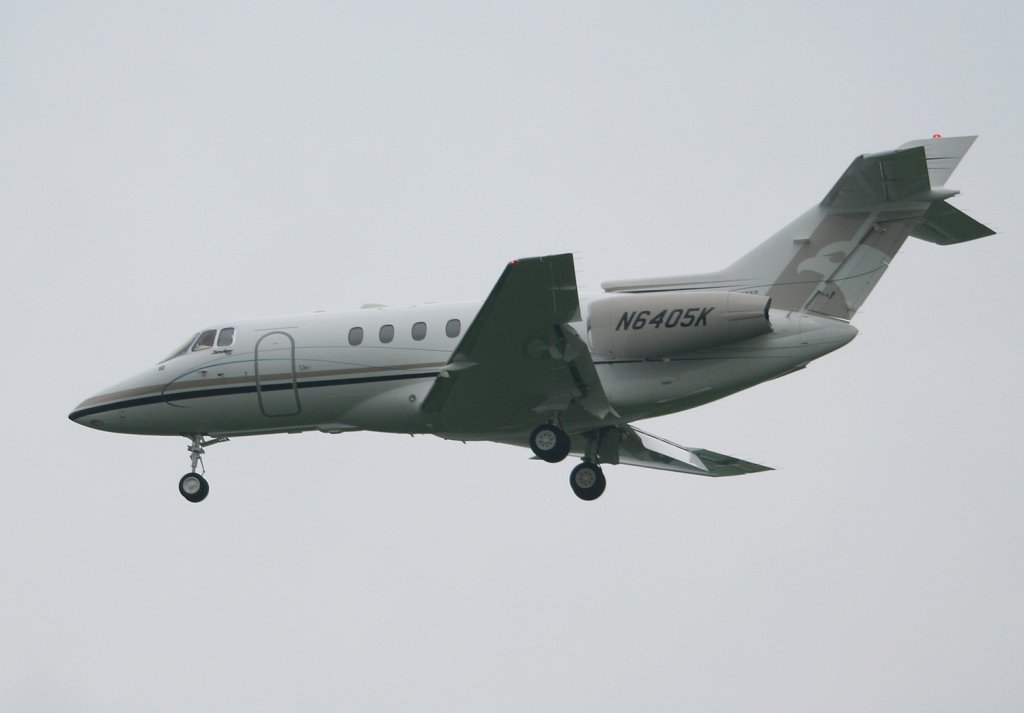 Private Hawker 750 N6405K im Landeanflug in Berlin-Schnefeld am 07.06.2010