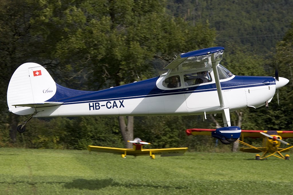 Private, HB-CAX, Cessna, F170A, 22.08.2009, Kestenholz, Switzerland

