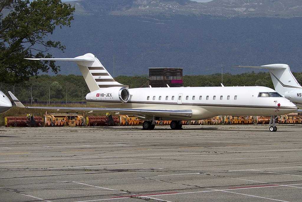 Private, HB-JEX, Bombardier, BD-700-1A10 Global Express, 04.08.2012, GVA, Geneve, Switzerland 


