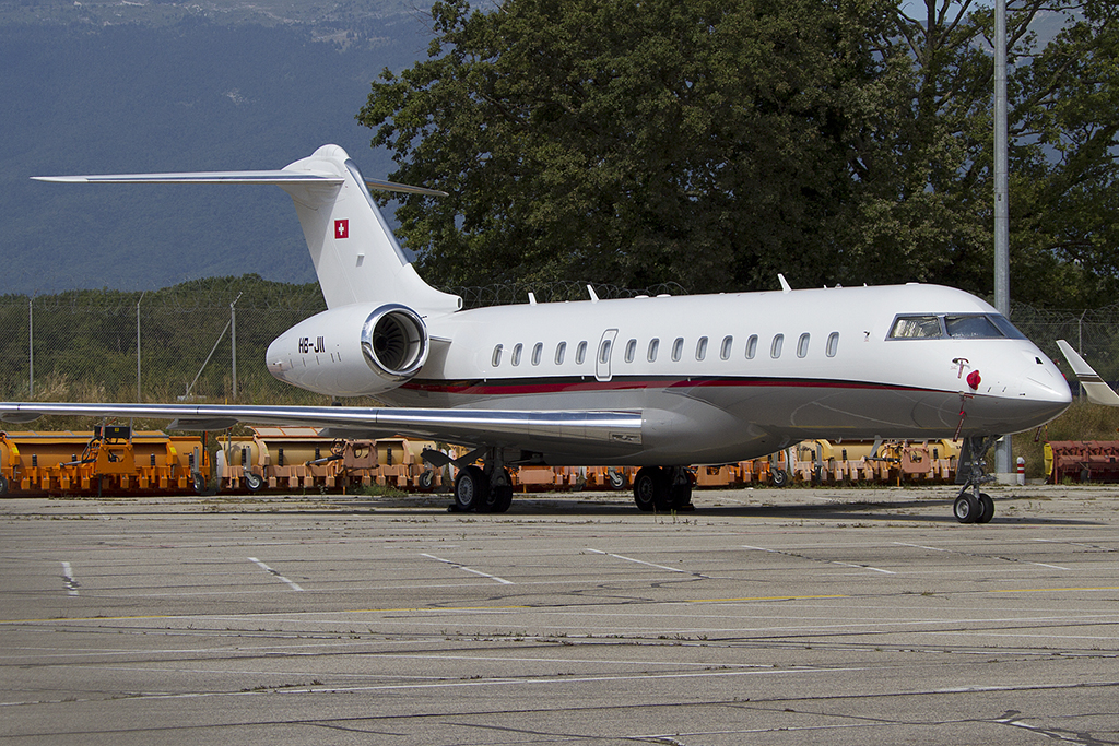 Private, HB-JII, Bombardier, BD-700-1A11 Global 5000, 04.08.2012, GVA, Geneve, Switzerland 



