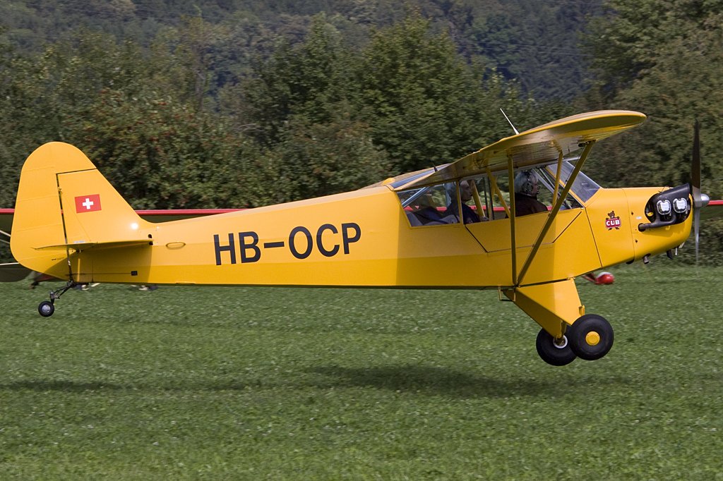 Private, HB-OCP, Piper, L4H Cub, 22.08.2009, Kestenholz, Switzerland 

