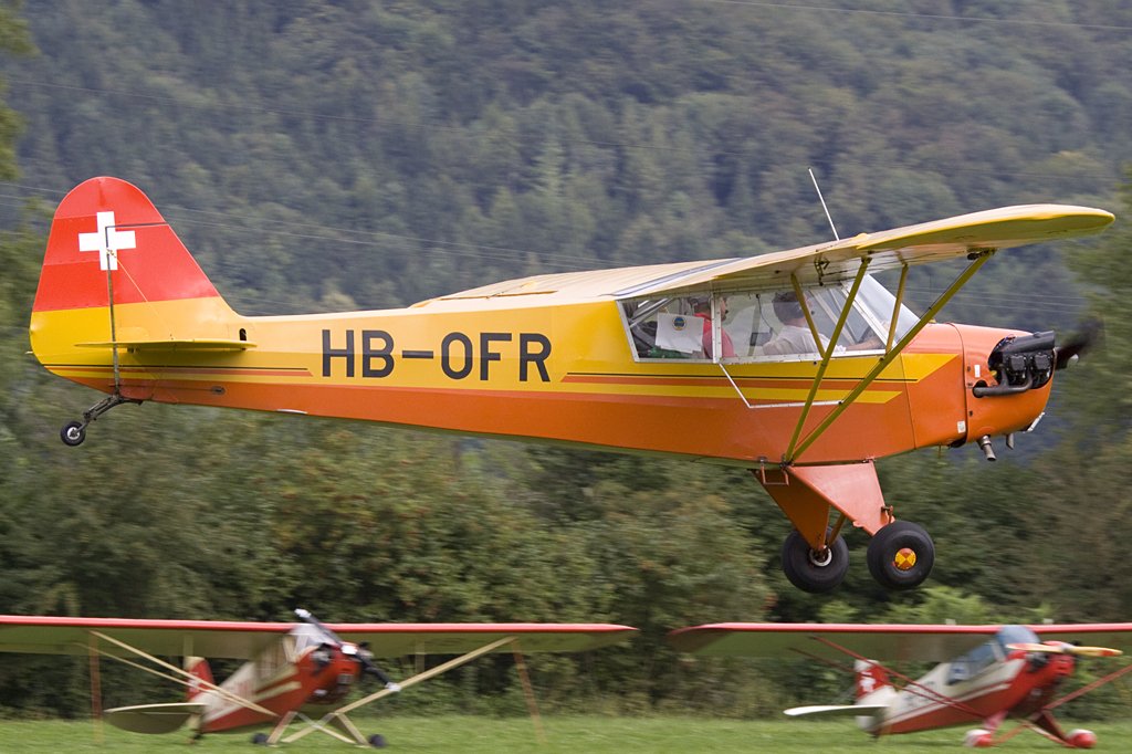 Private, HB-OFR, Piper, L4J Cub, 22.08.2009, Kestenholz, Switzerland 


