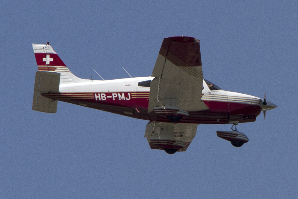 Private, HB-PMJ, Piper, PA-28-236 Dakota, 31.07.2011, GVA, Geneve, Switzerland


