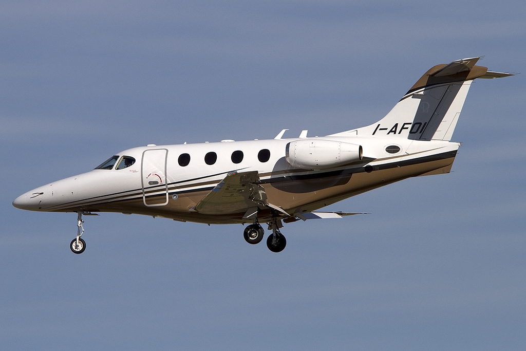 Private, I-AFOI, Raytheon, Hawker 390 Premier IA, 14.09.2012, BCN, Barcelona, Spain



