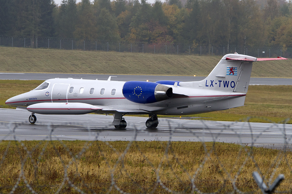 Private, LX-TWO, Bombardier, Learjet 35, 30.10.2011, LUX, Luxemburg, Luxembourg



