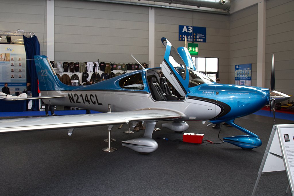Private, N214CL, Cirrus, SR-22, 21.04.2012, FDH, Friedrichshafen, Germany 



