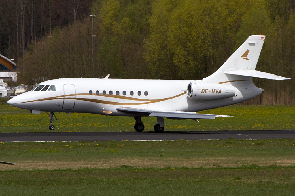 Private, OE-HVA, Dassault, Falcon 2000, 21.04.2012, FDH, Friedrichshafen, Germany 



