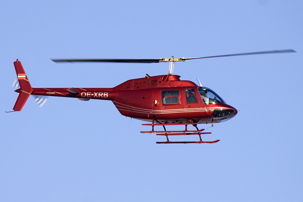 Private, OE-XRB, Bell, 206B Jetranger III, 16.01.2010, SZG, Salzburg, Austria 

