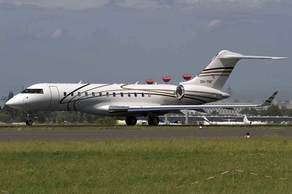 Private, OH-TNF, Bombardier, BD-700-1A-10 Global Express, 11.06.2010, SXF, Berlin-Schnefeld, Germany 



