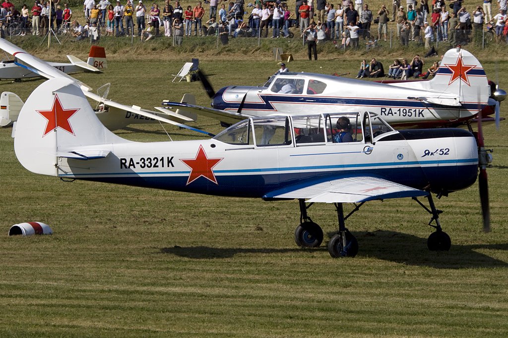 Private, RA-3321K, Yakovlev, Yak-52, 06.09.2009, EDST, Hahnweide, Germany

