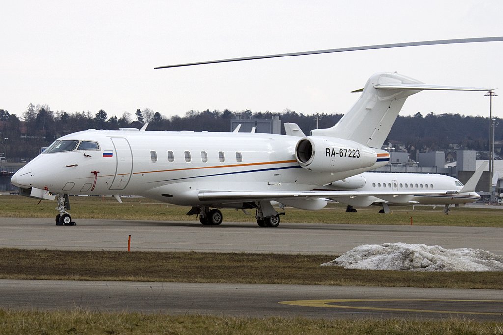 Private, RA-67223, Bombardier, BD-100-1A10 Challenger 300, 20.02.2010, ZRH, Zrich, Switzerland 

