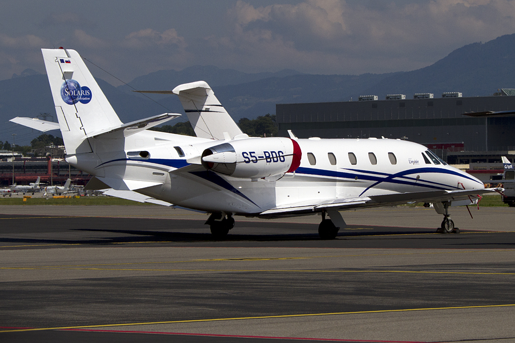 Private, S5-BDG, Cessna, 560XL Citation, 31.07.2011, GVA, Geneve, Switzerland 





