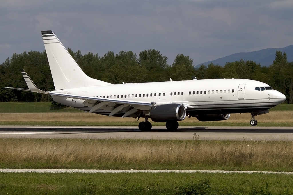 Private, VP-BFT, Boeing, B737-7JB-BBJ, 14.08.2013, BSL, Basel, Switzerland 



