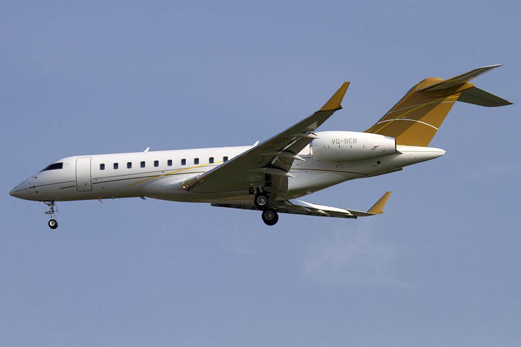 Private, VQ-BEB, Bombardier, BD-700-1A10 Global Express, 08.06.2010, SXF, Berlin-Schnefeld, Germany 


