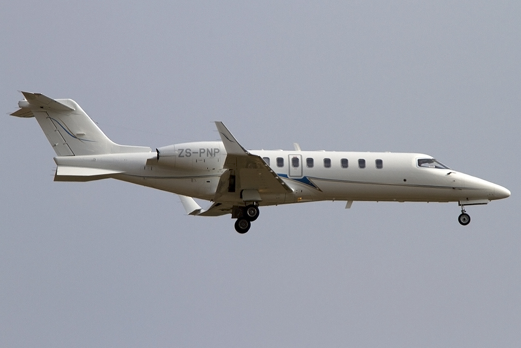 Private, ZS-PNP, Learjet, 45, 08.09.2012, BCN, Barcelona, Spain




