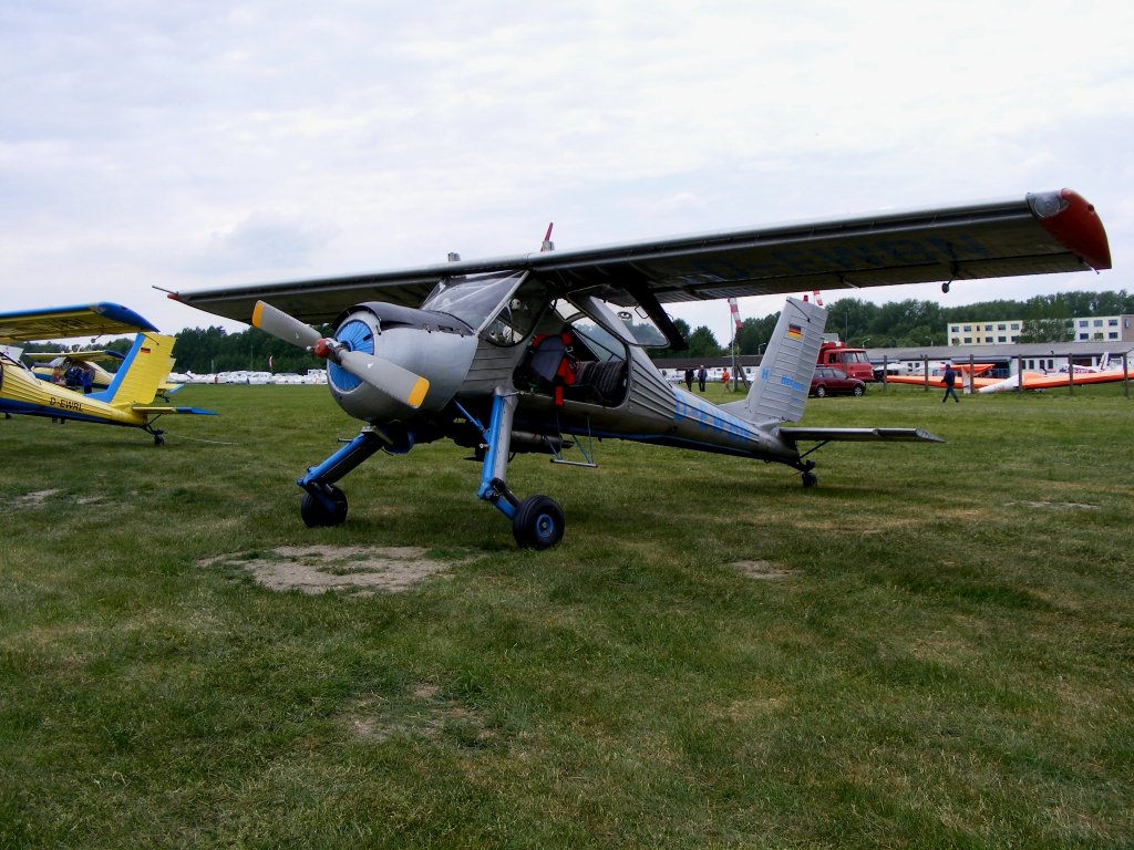 PZL 104 Wilga 35 D-EWBN auf dem Flugplatz Zwickau am 28.5.2011