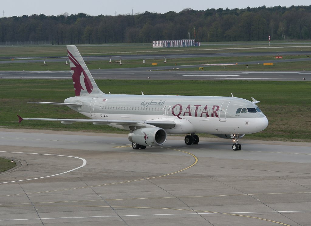 Qatar Airways A 320-232 A7-AHD am 16.04.2011 auf dem Flughafen Berlin-Tegel