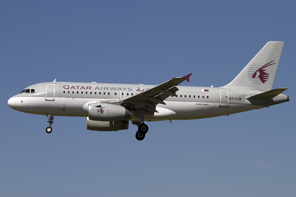 Qatar Airways, A7-CJB, Airbus, A319-133LR, 19.09.2010, BCN, Barcelona, Spain

