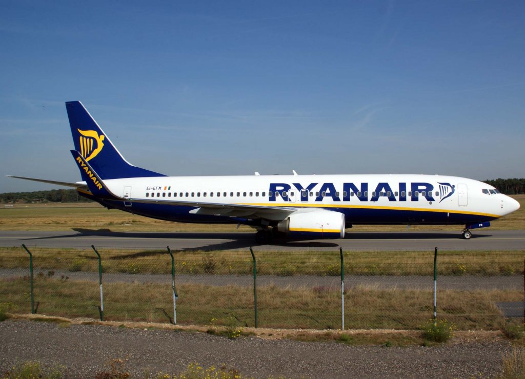 Raynair, EI-EFM, Boeing 737-800 wl, 2009.09.08, NRN, Weeze, Germany