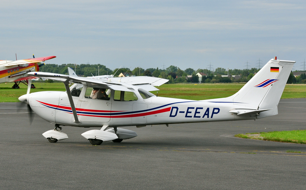 Reims FR 172 F, Reims Rocket D-EEAP, Bonn-Hangelar 19.09.2010