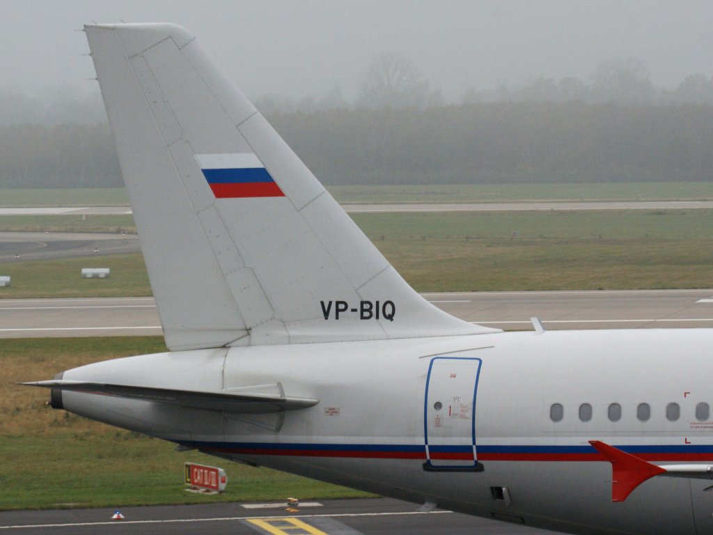 Rossiya, VP-BIQ, Airbus, A 319-100 (Seitenleitwerk/Tail), 13.11.2011, DUS-EDDL, Dsseldorf, Germany