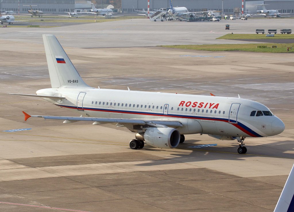 Rossiya, VQ-BAS, Airbus A 319-100, 2010.11.21, DUS-EDDL, Dsseldorf, Germany 

