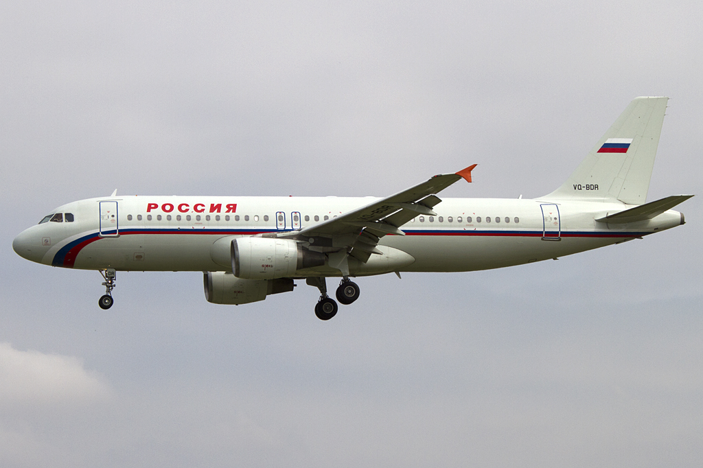 Rossiya, VQ-BDR, Airbus, A320-214, 18.06.2011, BCN, Barcelona, Spain


