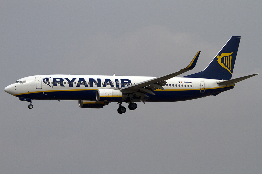 Ryanair, EI-DAO, Boeing, B737-8AS, 08.09.2012, BCN, Barcelona, Spain 






