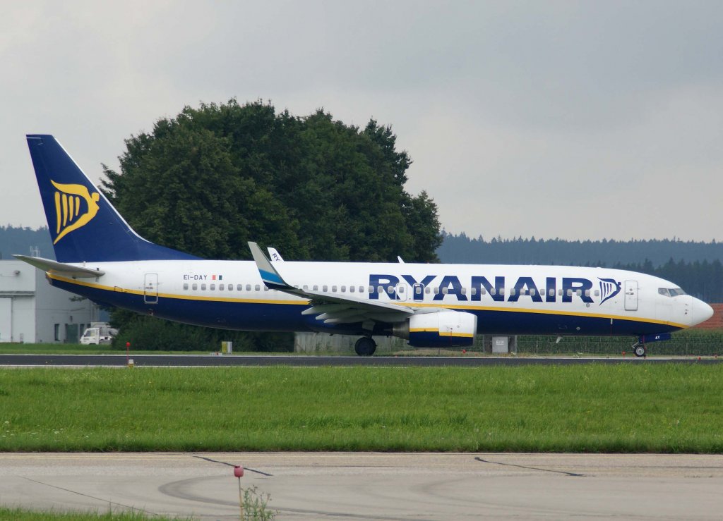 Ryanair, EI-DAY, Boeing 737-800 WL, 2010.08.13, FMM-EDJA, Memmingen, Germany 


