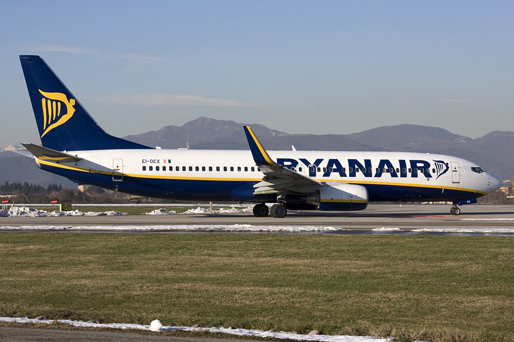 Ryanair, EI-DCX, Boeing, B737-8AS, 27.12.2009, BGY, Bergamo, Italy 


