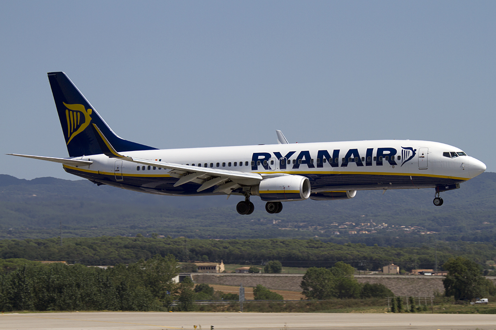 Ryanair, EI-DHC, Boeing, B737-8AS, 12.09.2010, GRO, Girona, Spain 


