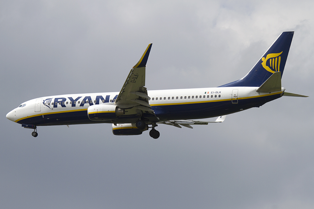 Ryanair, EI-DLK, Boeing, B737-8AS, 07.06.2010, SXF, Berlin-Schnefeld, Germany 



