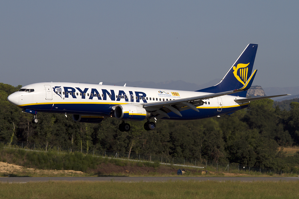 Ryanair, EI-DPH, Boeing, B737-8AS, 12.09.2010, GRO, Girona, Spain 




