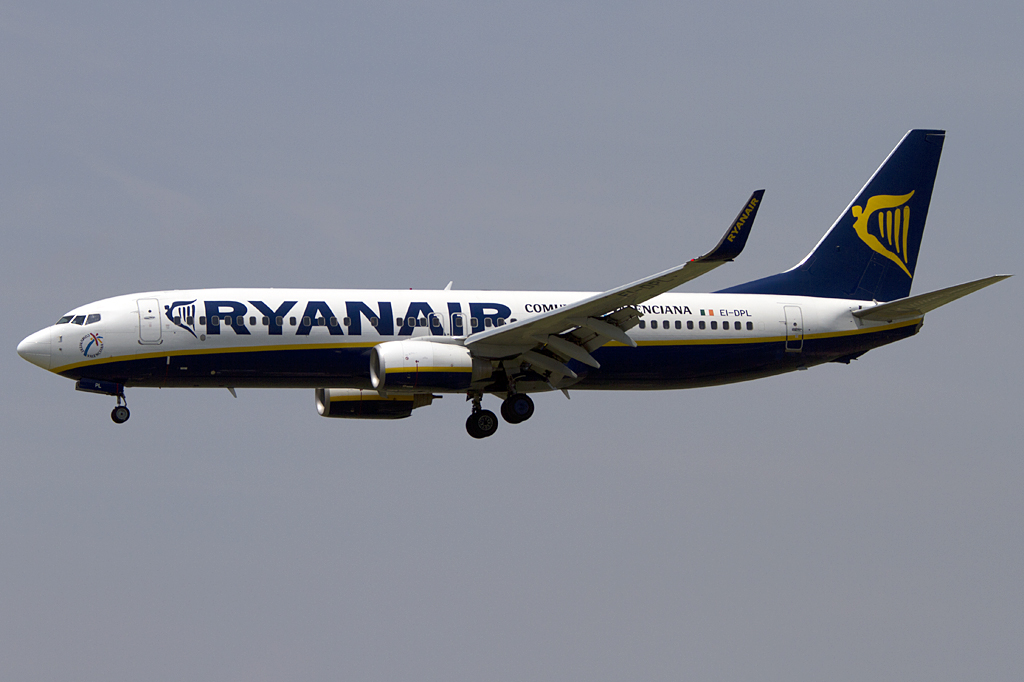Ryanair, EI-DPL, Boeing, B737-8AS, 16.06.2011, BCN, Barcelona, Spain 





