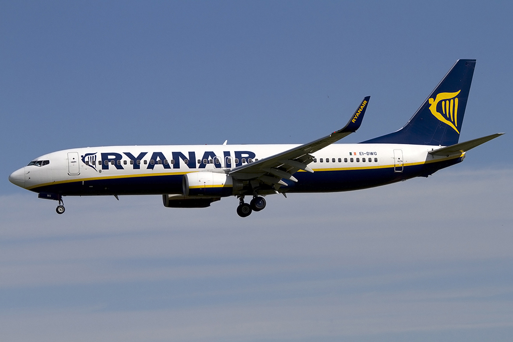 Ryanair, EI-DWG, Boeing, B737-8AS, 01.05.2013, BCN, Barcelona, Spain 


