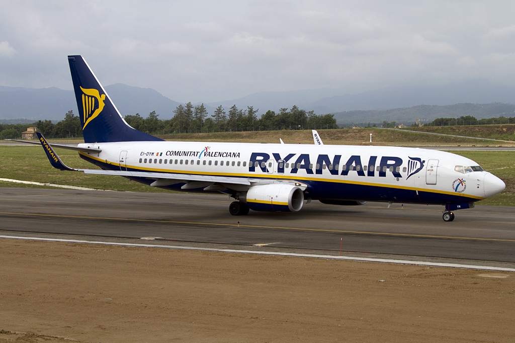 Ryanair, EI-DYM, Boeing, B737-8AS, 12.06.2011, GRO, Girona, Spain



