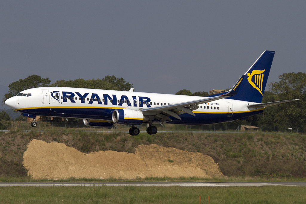 Ryanair, EI-EBI, Boeing, B737-8AS, 05.09.2010, GRO, Girona, Spain



