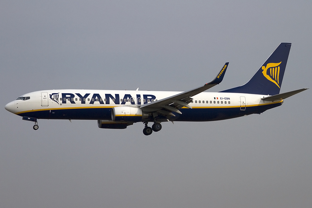Ryanair, EI-EBN, Boeing, B737-8AS, 08.09.2012, BCN, Barcelona, Spain 




