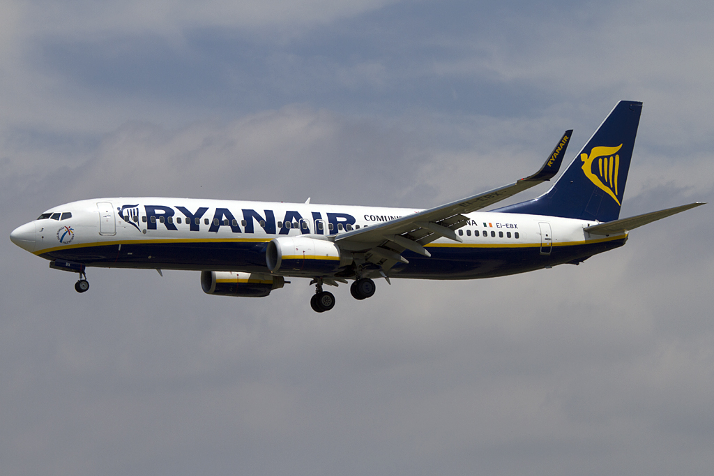 Ryanair, EI-EBX, Boeing, B737-8AS, 18.06.2011, BCN, Barcelona, Spain 




