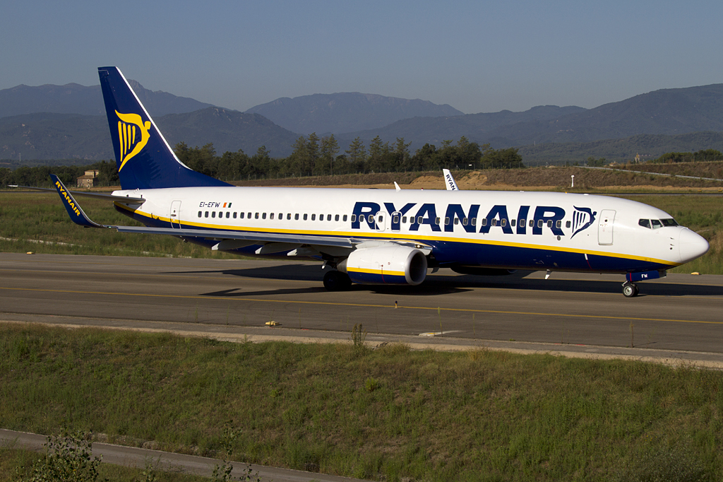 Ryanair, EI-EFW, Boeing, B737-8AS, 12.09.2010, GRO, Girona, Spain



