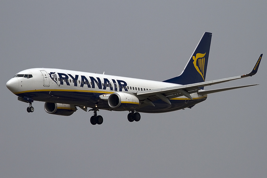 Ryanair, EI-EKY, Boeing, B737-8AS, 08.09.2012, BCN, Barcelona, Spain 


