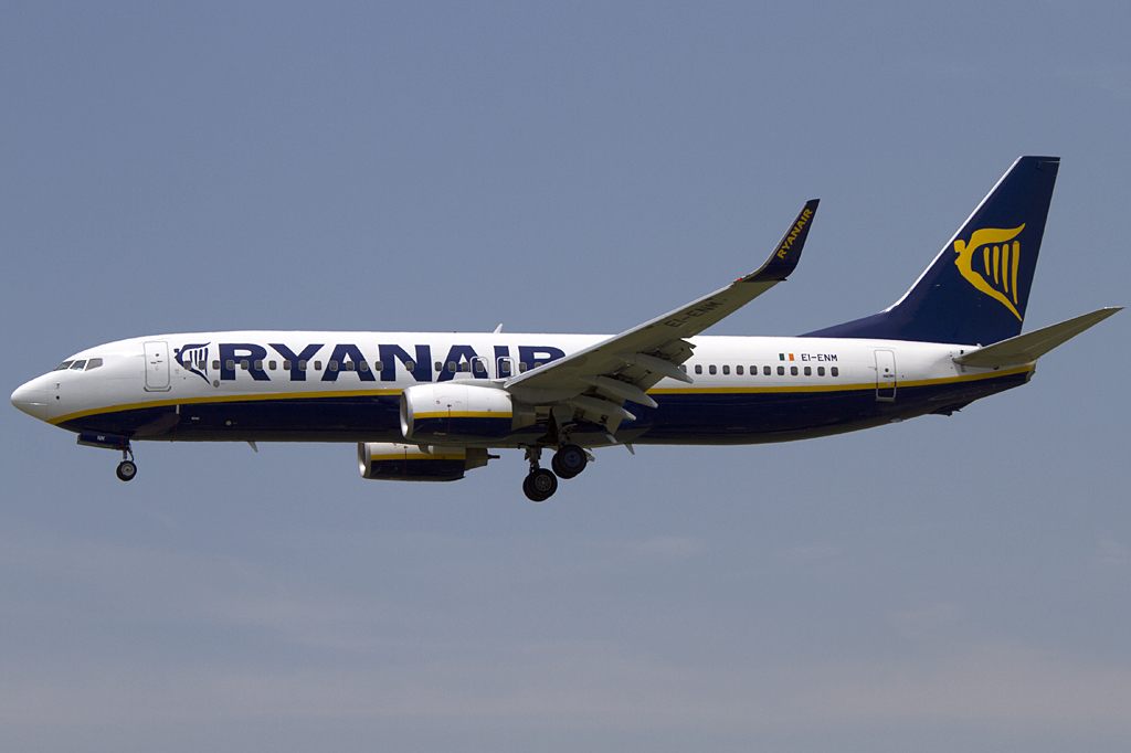 Ryanair, EI-ENM, Boeing, B737-8AS, 18.06.2011, BCN, Barcelona, Spain 




